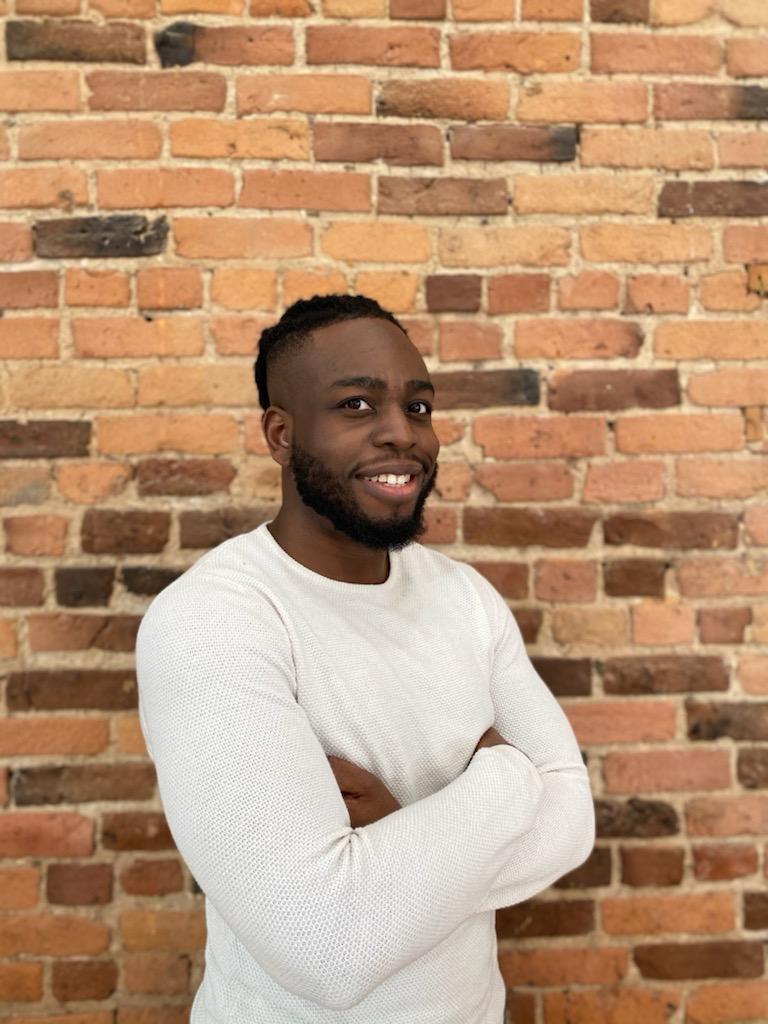 Portrait of Eliot Alanmanou